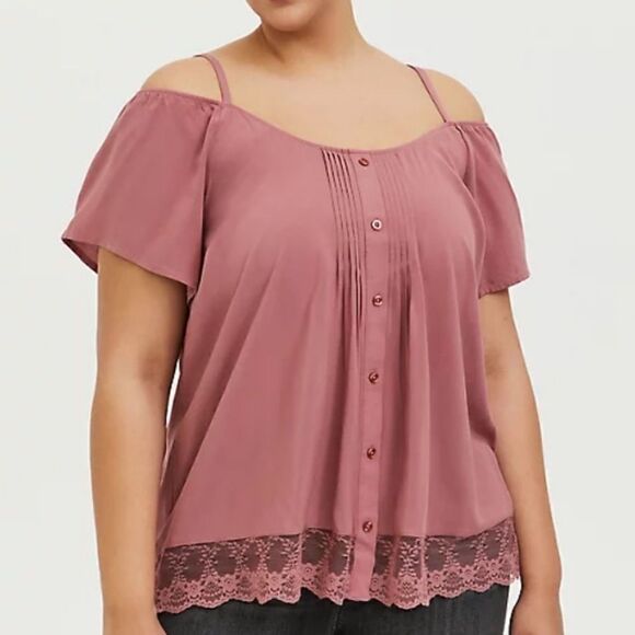 NWT Torrid Rose Cold Shoulder Blouse - Picture 1 of 11